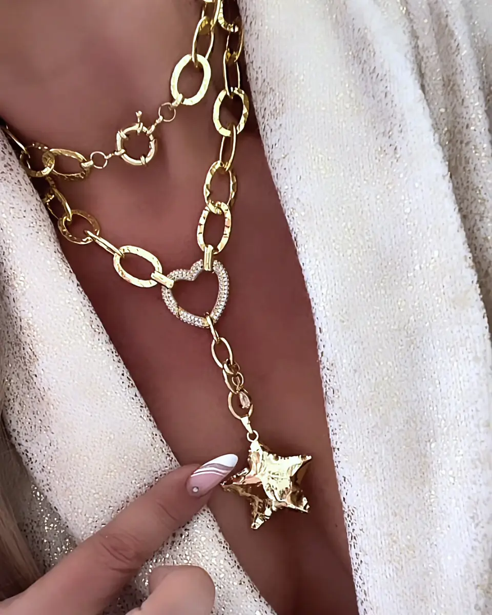 Collar XL Estrella Martillada Conector Corazón  Gold 11