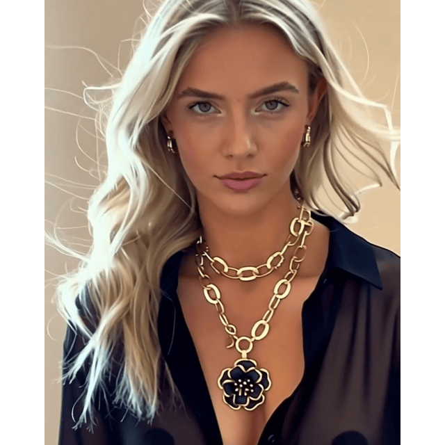 Collar XL Maxi Camelia Black Esmaltada Gold