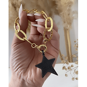 Pulsera Maxi Estrella Black Eslabones Martillados Gold