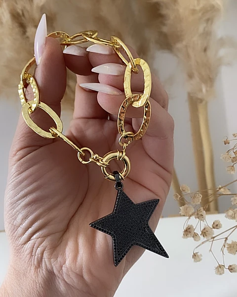 Pulsera Maxi Estrella Black Eslabones Martillados Gold