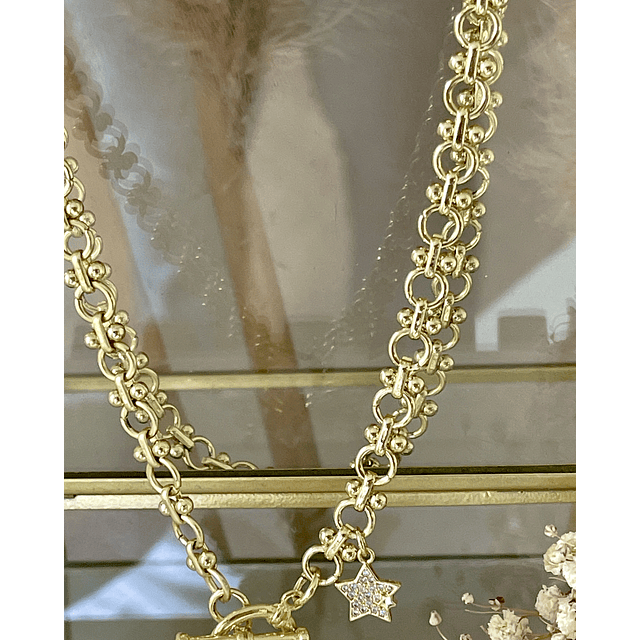 Collar Maxi Mariposa Circones punto de luz gold