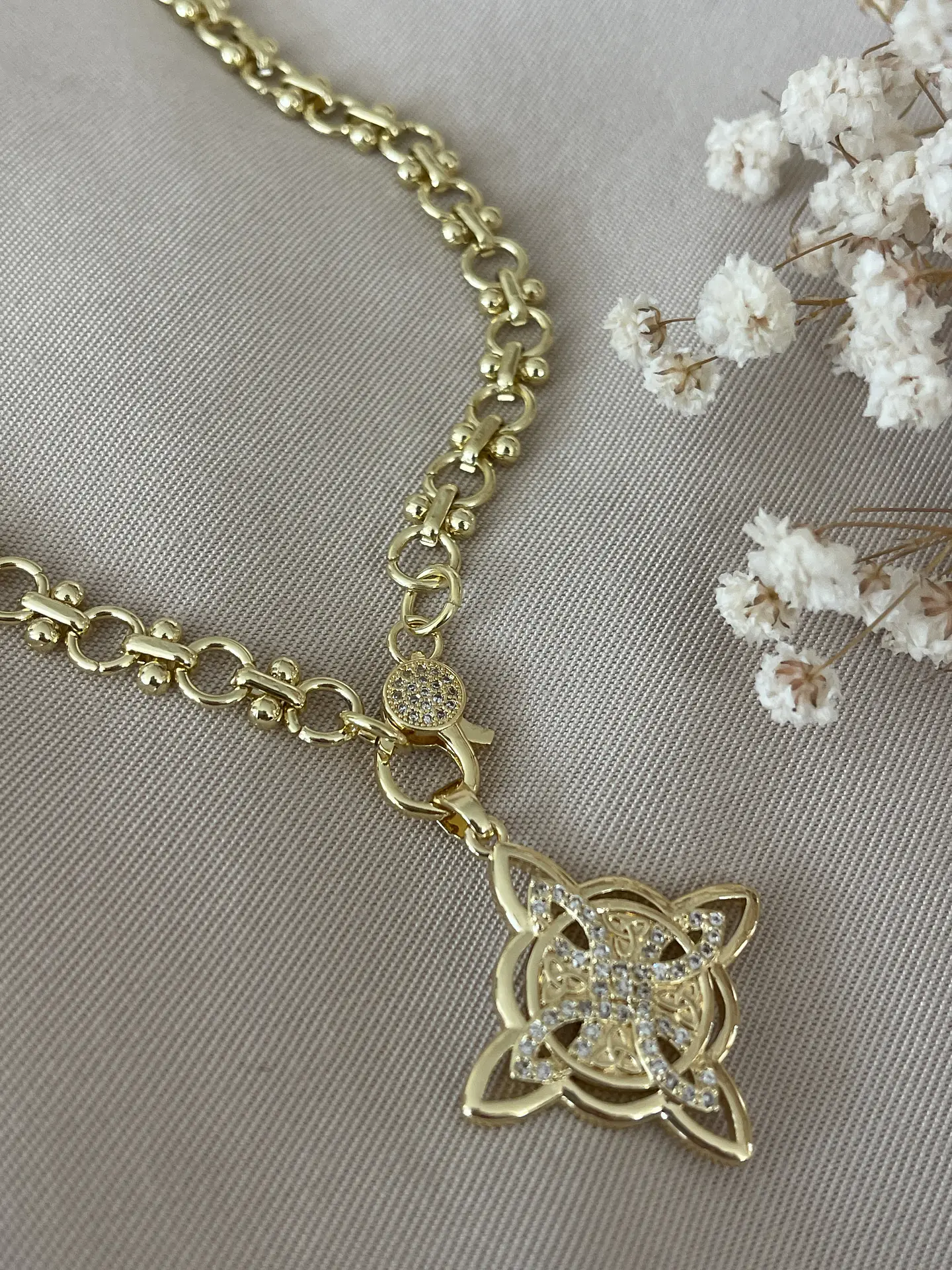 Collar Nudo de Bruja eslabones mixtos Gold 1