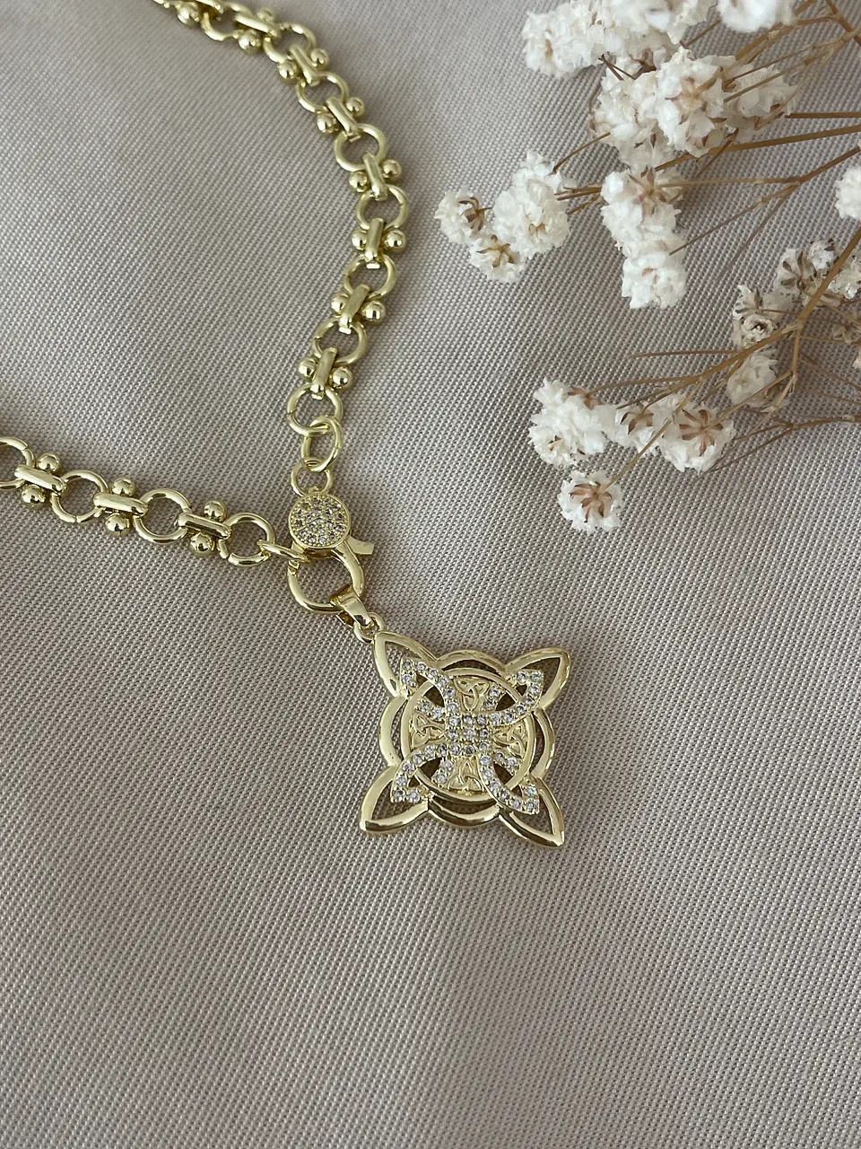 Collar Nudo de Bruja eslabones mixtos Gold 6