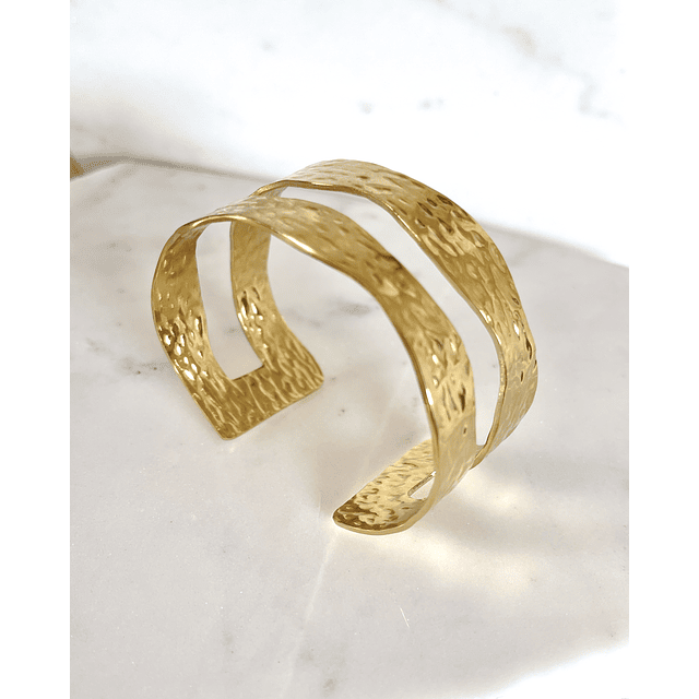 Esclava Martillada Doble Gold