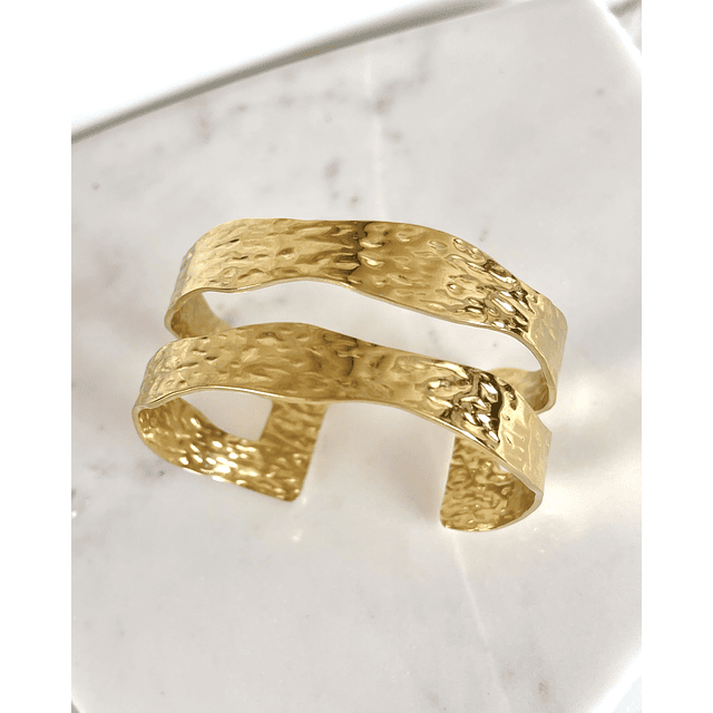 Esclava Martillada Doble Gold