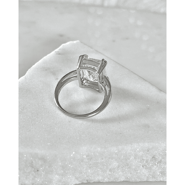 Anillo Maxi Circon Solitario Silver