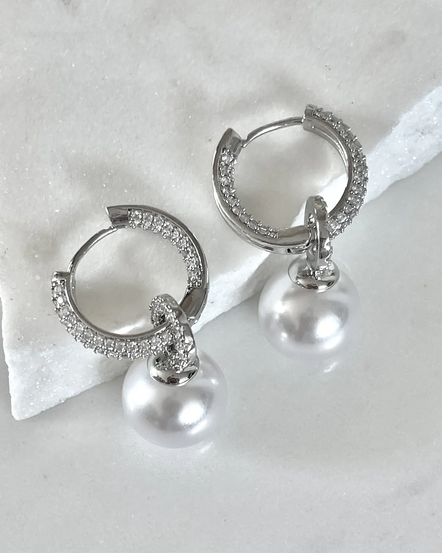 Aros Agolla y Perlas Circones Etienne Silver 8