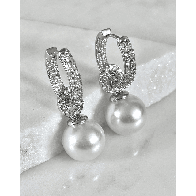 Aros Agolla y Perlas Circones Etienne Silver