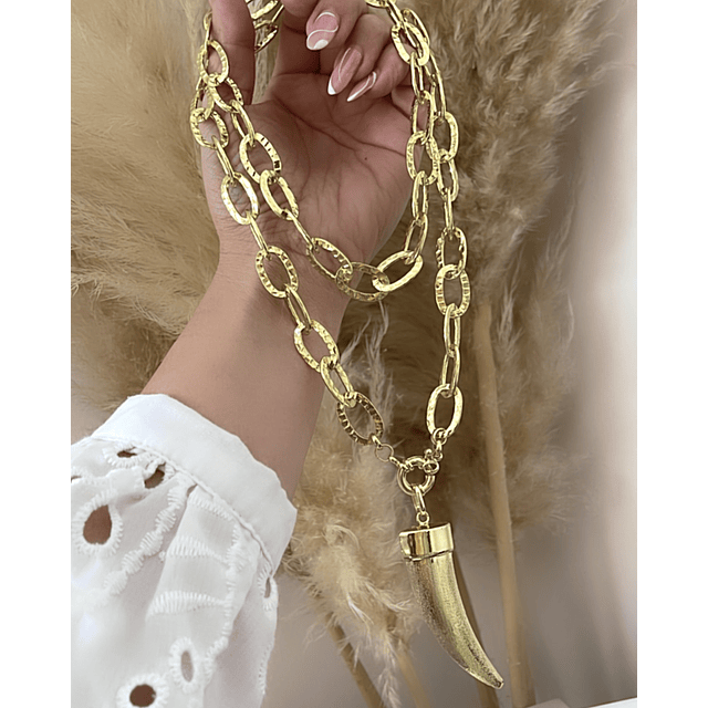 Collar XL Maxi Cacho Maxi Eslabones Martillados Gold