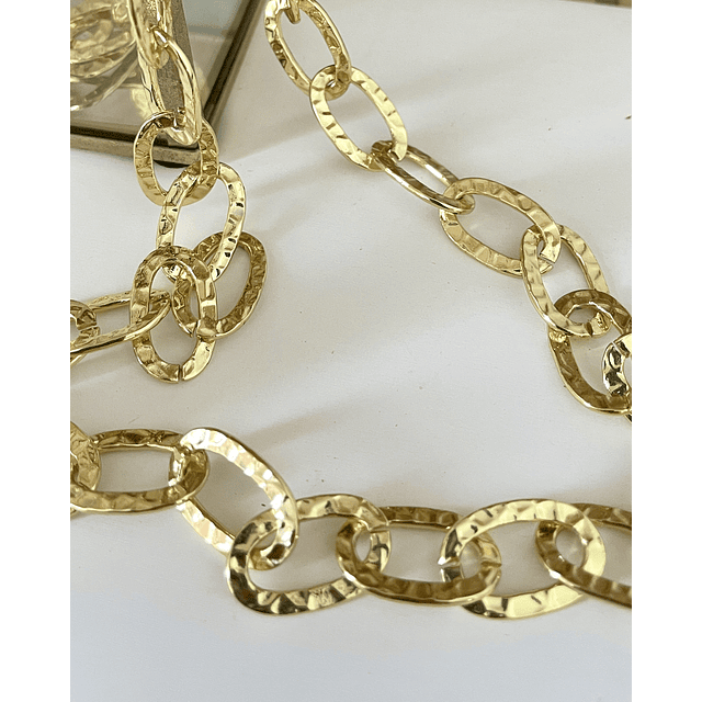 Collar XL Maxi Cacho Maxi Eslabones Martillados Gold