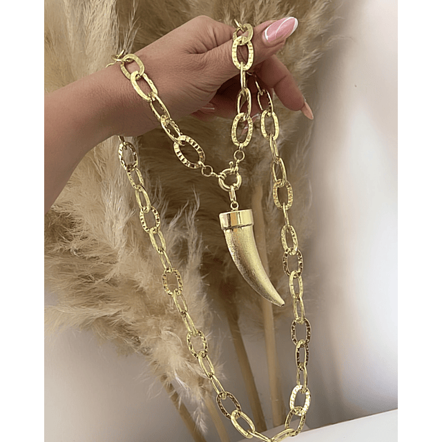 Collar XL Maxi Cacho Maxi Eslabones Martillados Gold