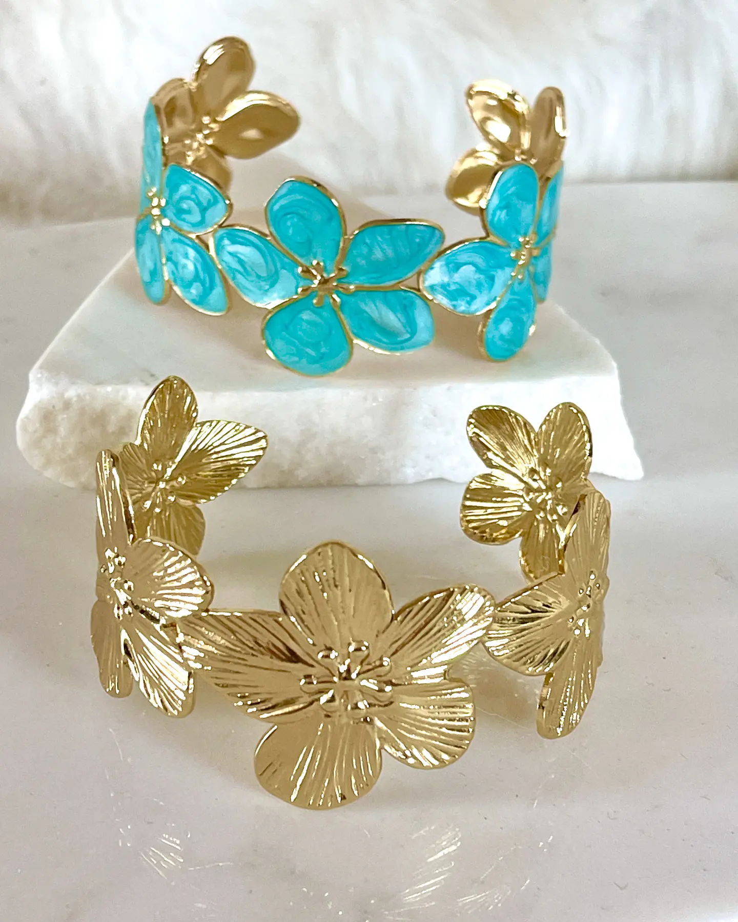 Dúo Brazaletes Flor Hawaii Turquesa Gold 8