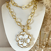 Collar XL Maxi Camelia White Esmaltada Gold 