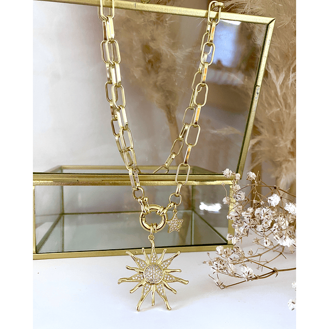 Collar Sol Circones Punto de luz Gold