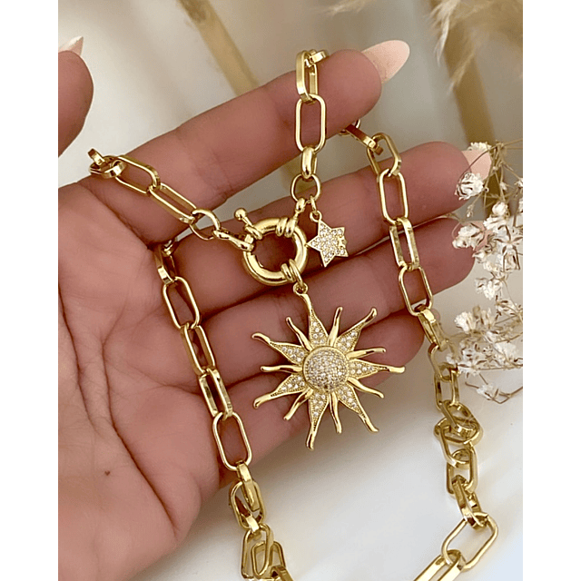 Collar Sol Circones Punto de luz Gold