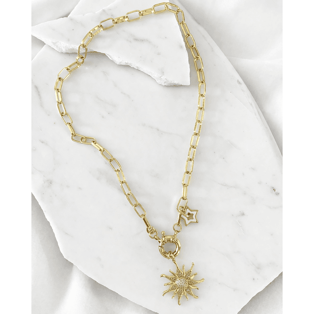 Collar Sol Circones Estrellita lateral Gold 