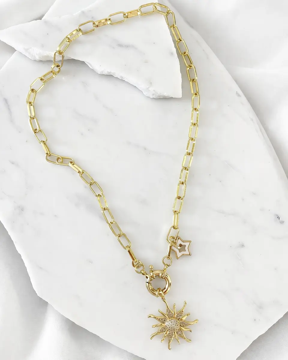 Collar Sol Circones Estrellita lateral Gold  2