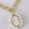 Collar Medalla Virgen Perlas de Rio Circones Gold 