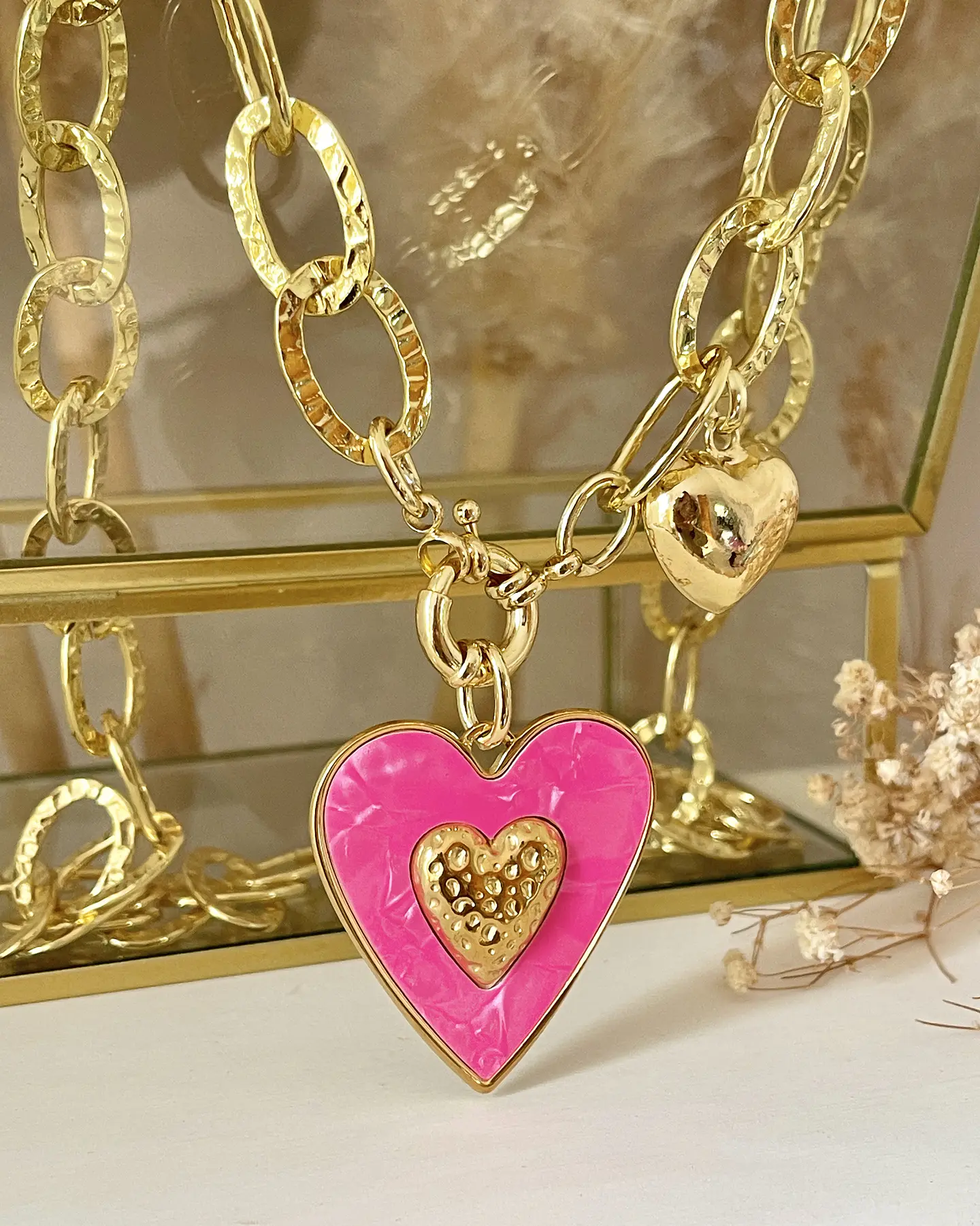 Collar XL Maxi Corazón Pink Maxi Eslabones Martillados Gold 2