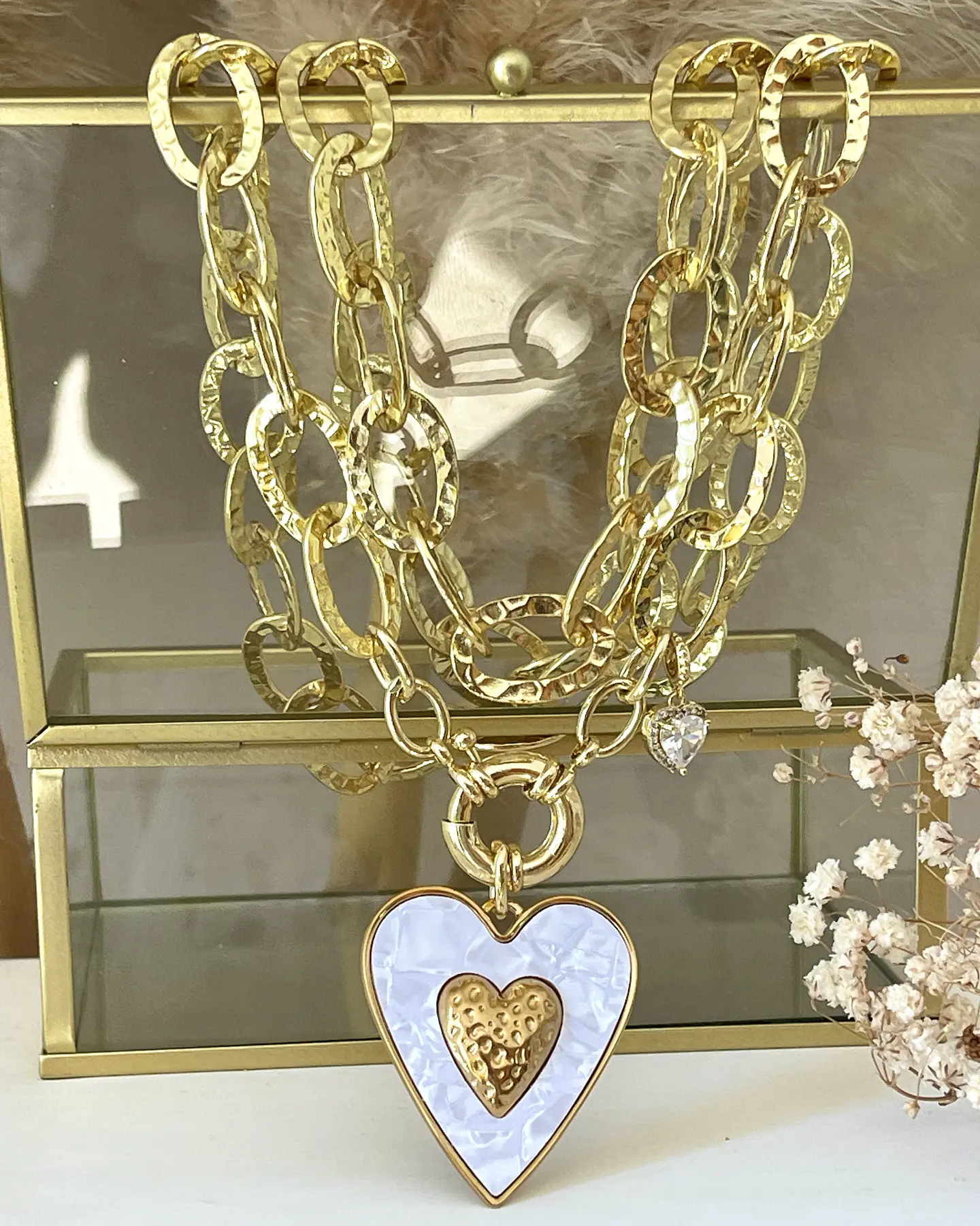 Collar XL Maxi Corazón White Maxi Eslabones Martillados Gold  6