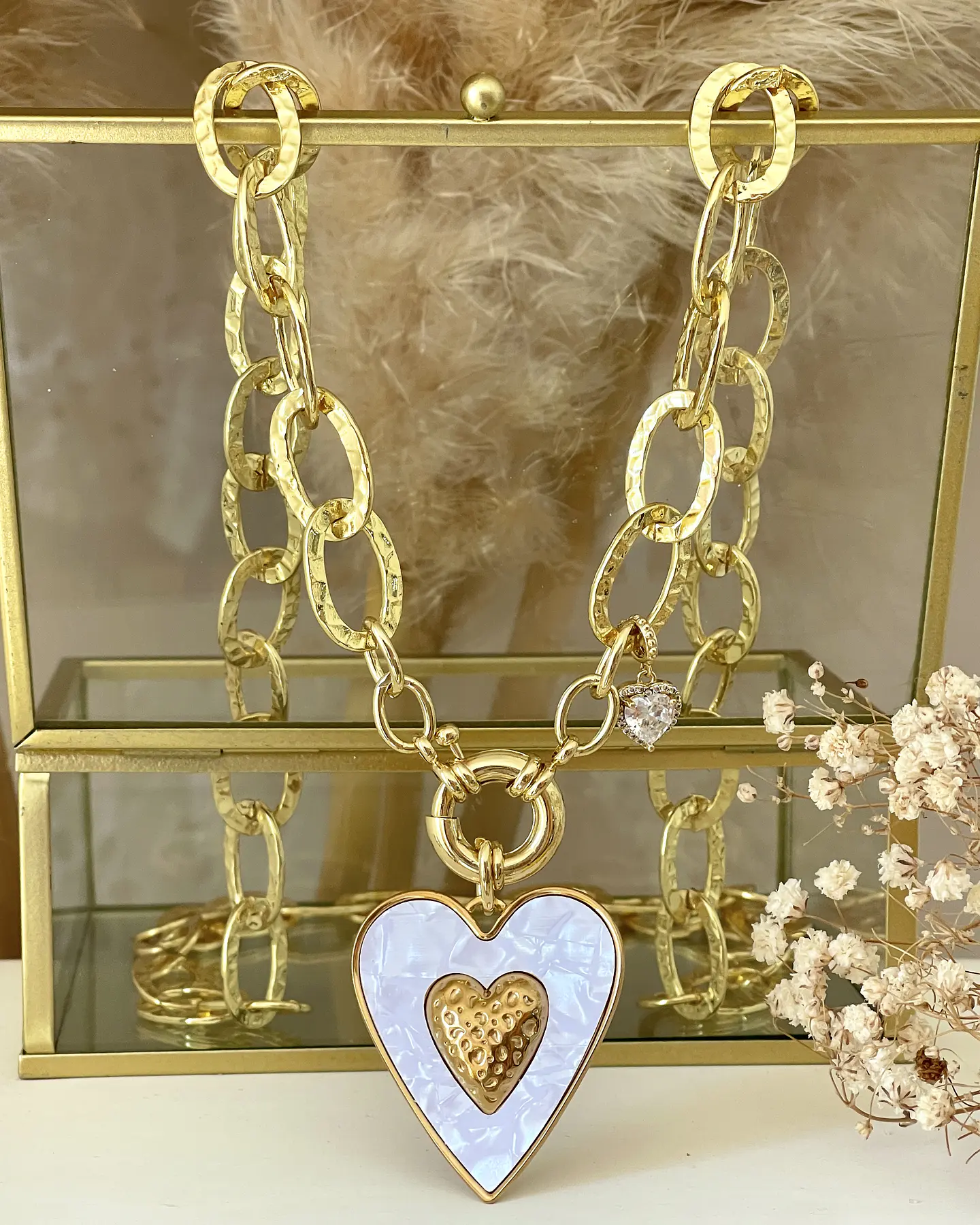 Collar XL Maxi Corazón White Maxi Eslabones Martillados Gold  8
