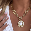 Collar Maxi medallón Nácar Maxi Eslabones Gold