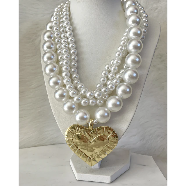 Collar Lia Maxi Perlas Dije Corazón Gold
