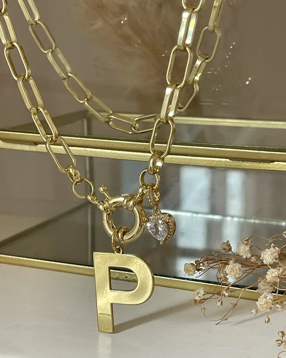 Collar Inicial P con punto de luz Gold 1