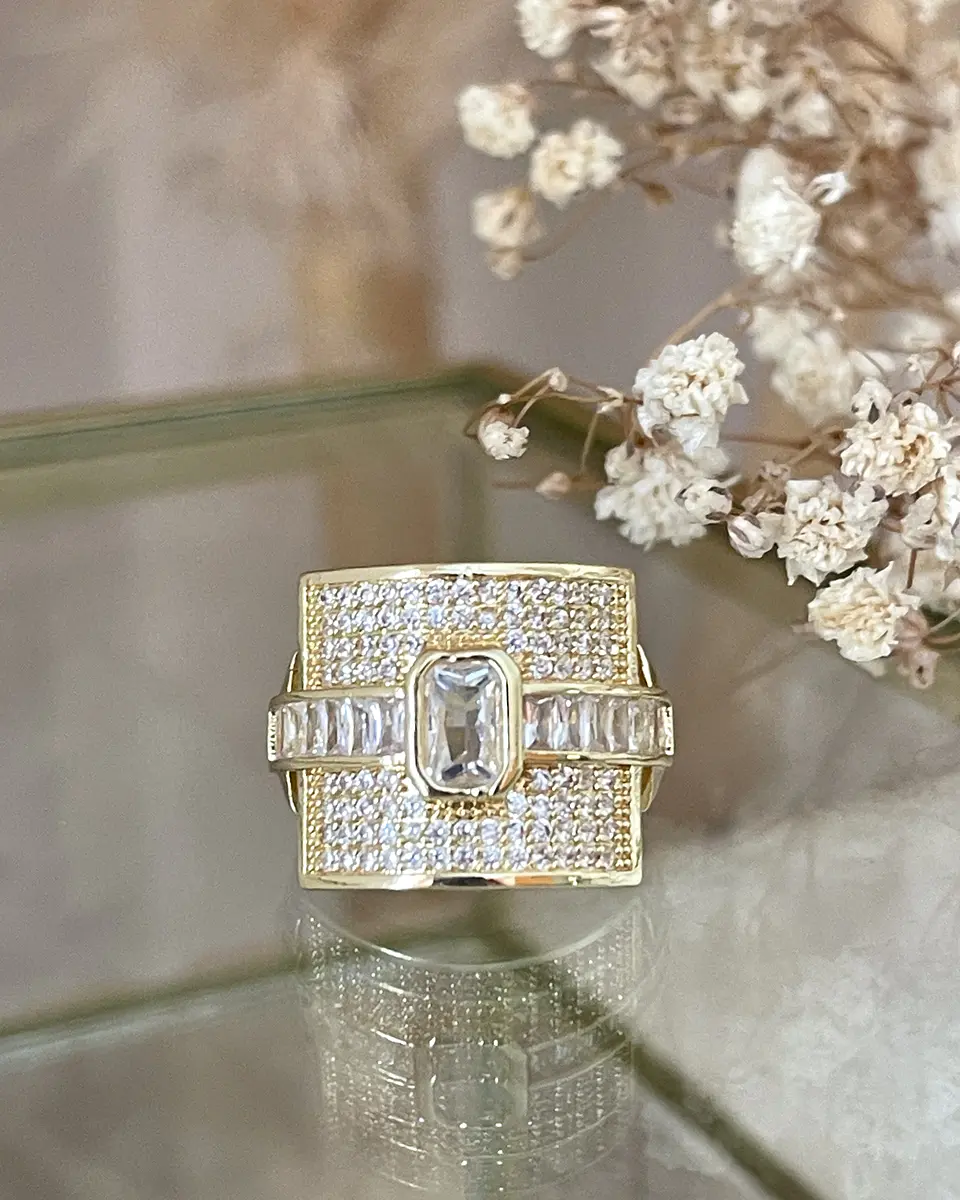 Anillo Verona con Cintillo de Cristales y circones gold- 7