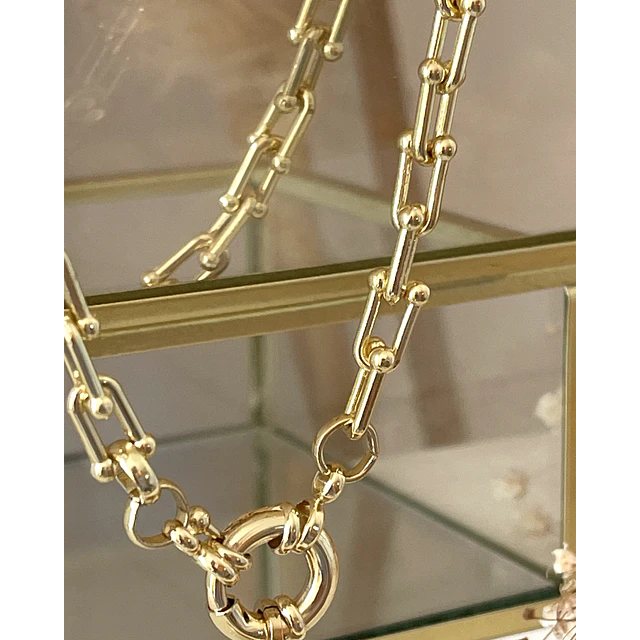 Collar Maxi Cruz Nácar Eslabones ovalados broche luxury Gold