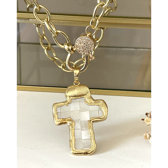 Collar Maxi Cruz Nácar Eslabones ovalados broche luxury Gold