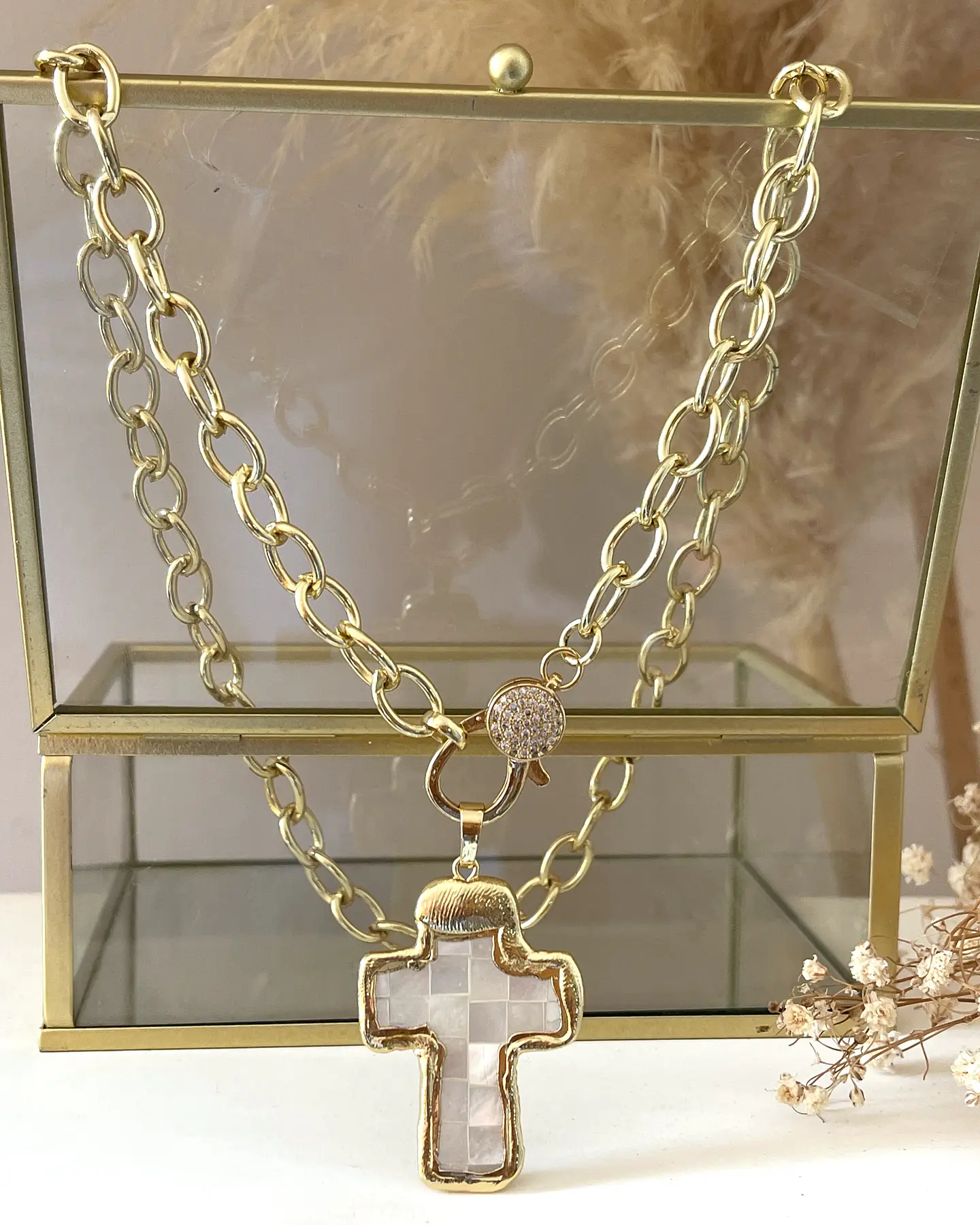 Collar Maxi Cruz Nácar Eslabones ovalados broche luxury Gold 2