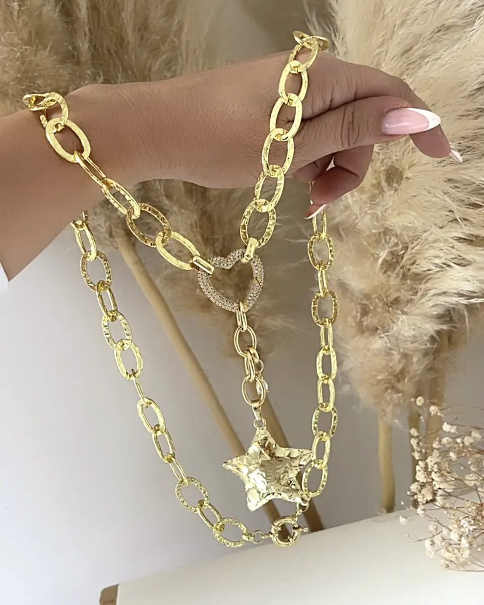 Collar XL Estrella Martillada Conector Corazón Gold 2