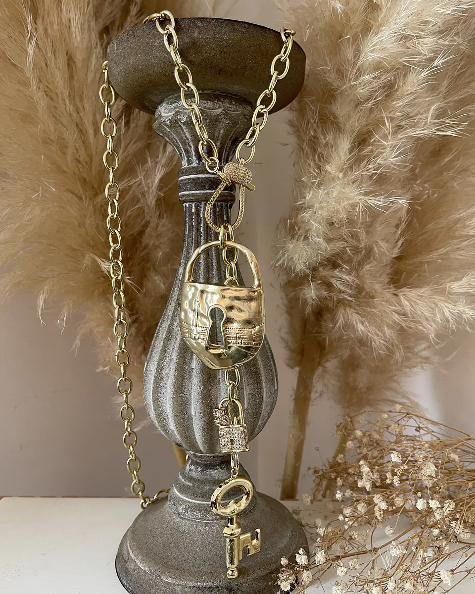 Collar Maxi Candado Llave Eslabones ovalados Gold 2