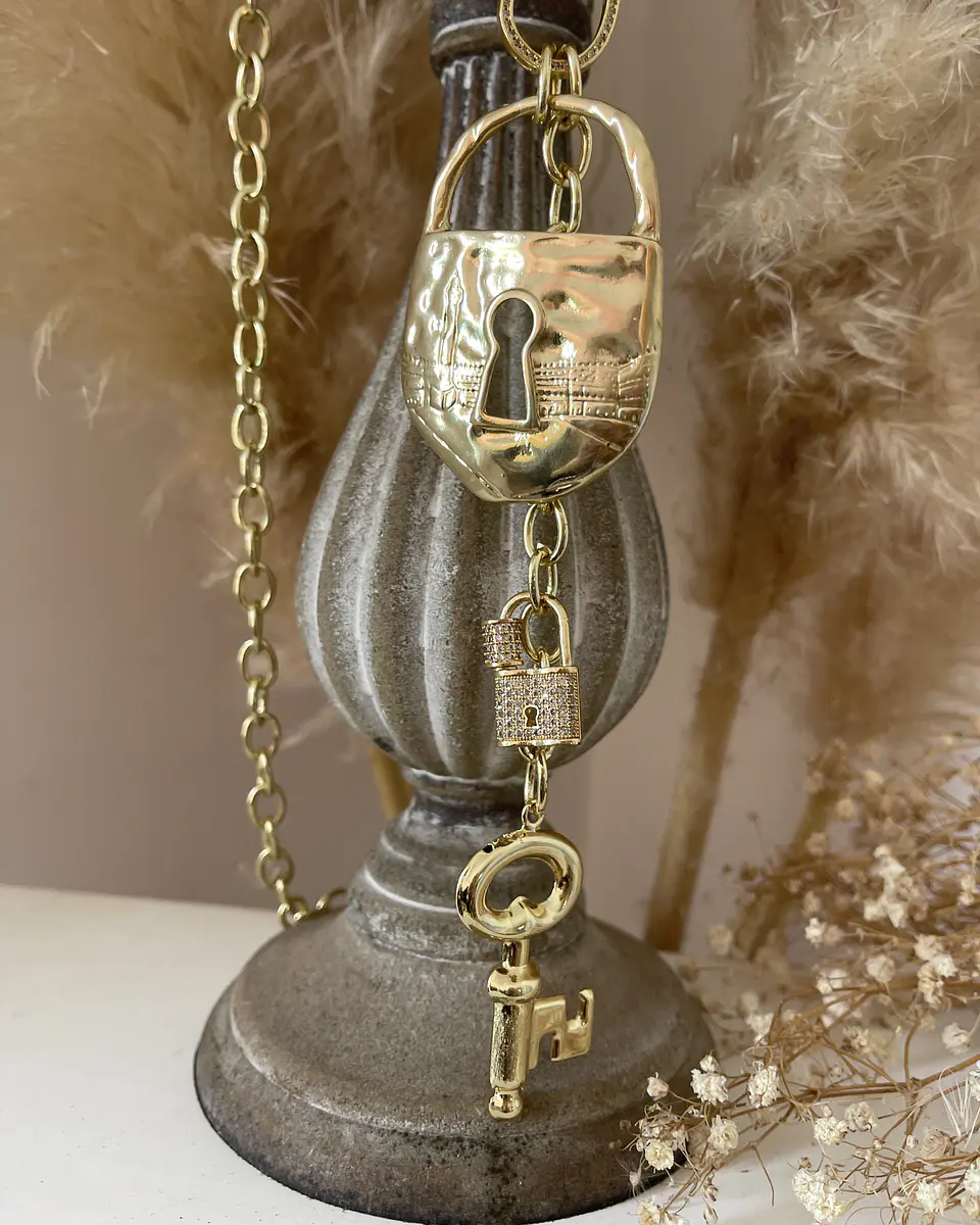 Collar Maxi Candado Llave Eslabones ovalados Gold 3