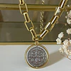 Collar Medalla San Benito Reversible Eslabones rectangulares gold