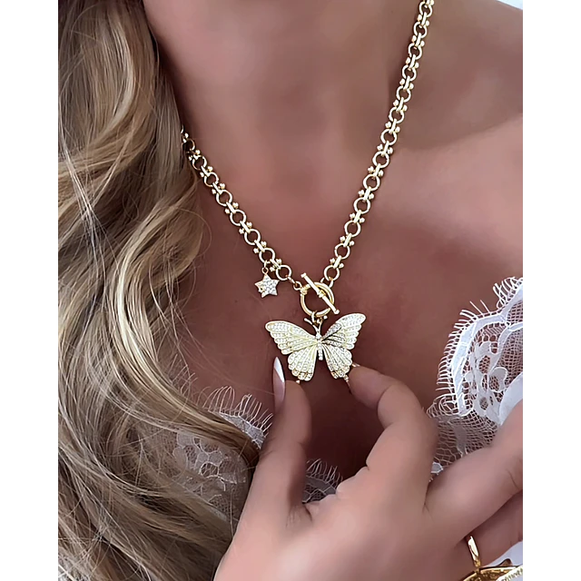 Collar Maxi Mariposa Circones punto de luz gold