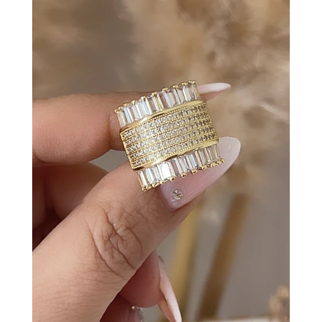 Anillo Cuadrado Paris Gold