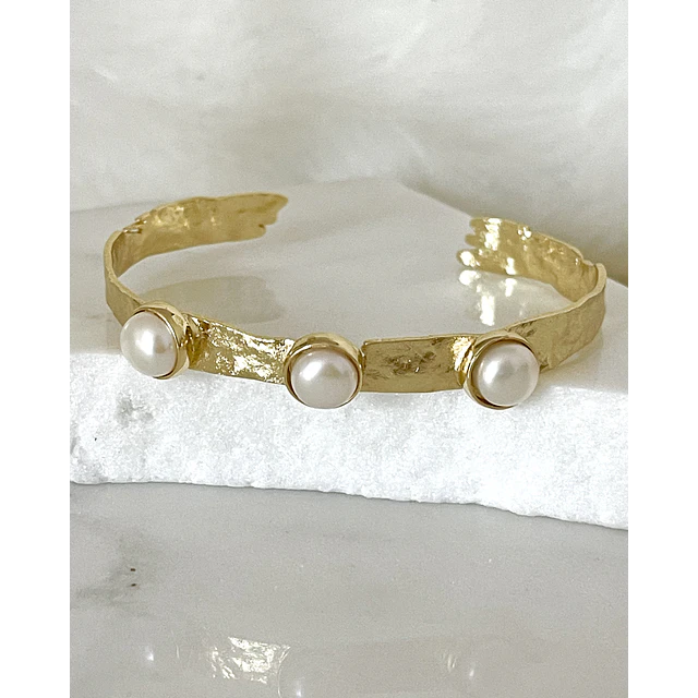 Pulsera Esclava Leonora Triple Perlas Gold
