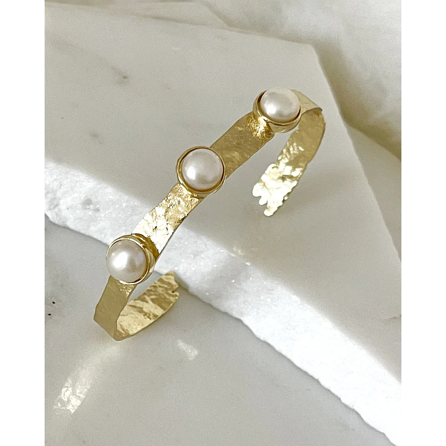 Pulsera Esclava Leonora Triple Perlas Gold