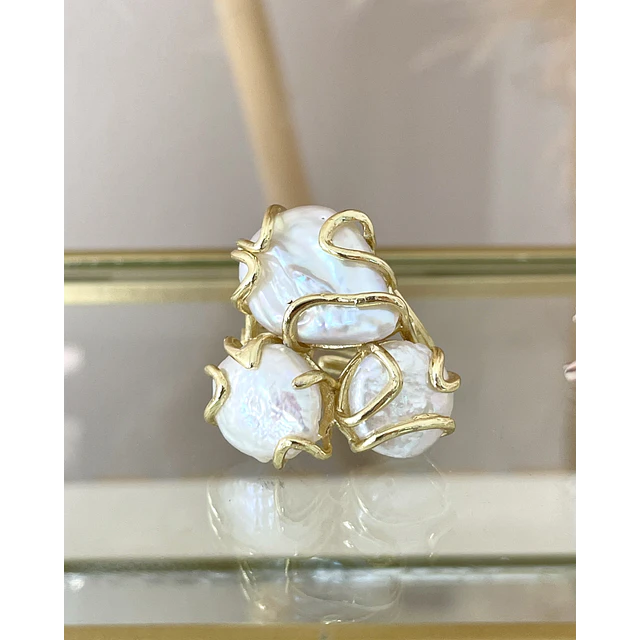  Anillo Trío de Maxi Perlas de Agua dulce gold