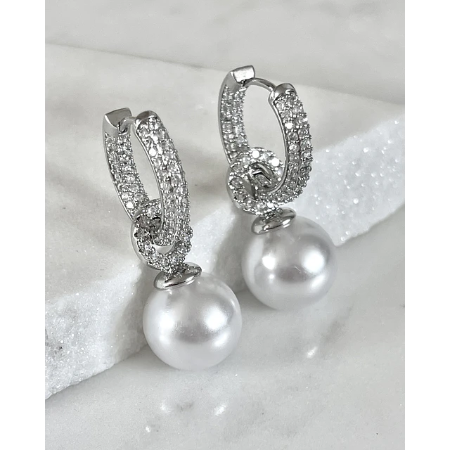 Aros Agolla y Perlas Circones Etienne Silver