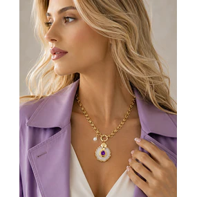 Collar Medallón Cuarzo con  Drusa de Amatista Gold