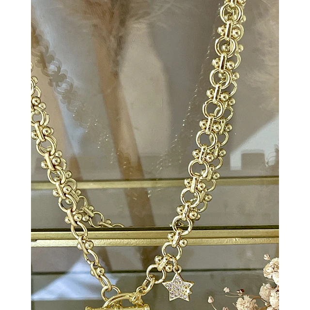 Collar Maxi Mariposa Circones punto de luz Golf