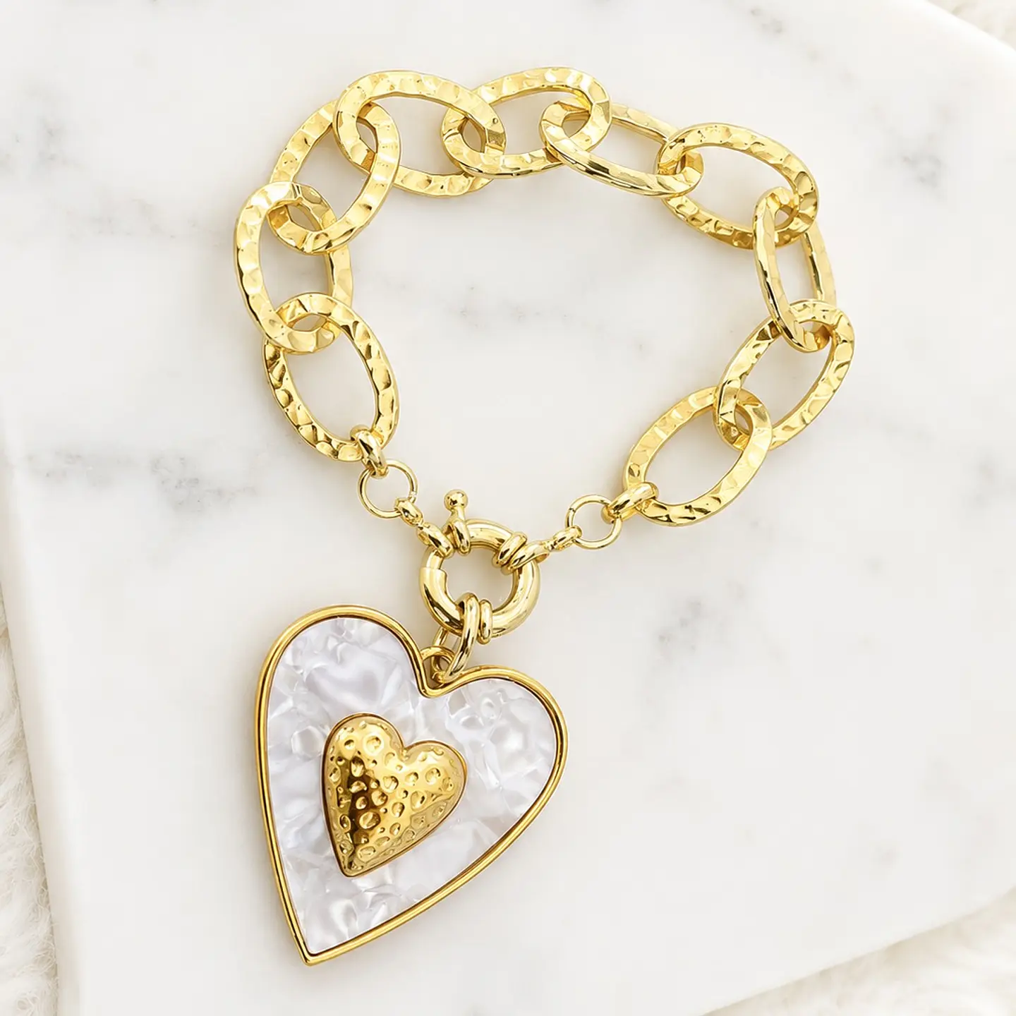 Pulsera Corazón White Maxi Eslabones Gold 1