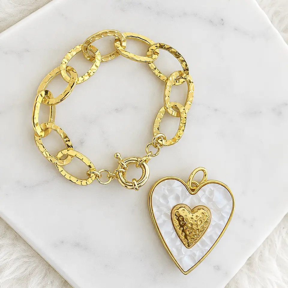 Pulsera Corazón White Maxi Eslabones Gold 2