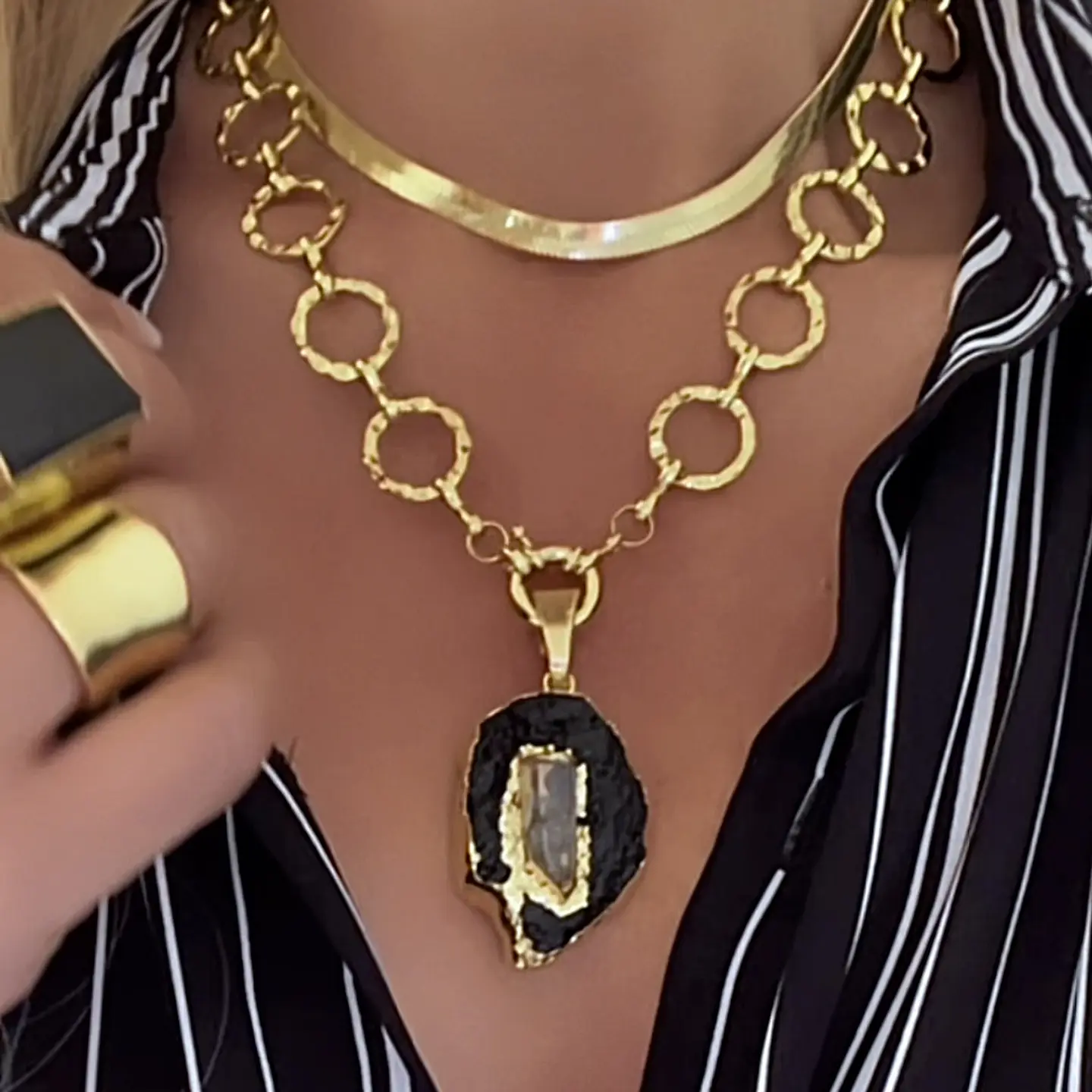 Collar Turmalina Negra eslabones circulares Gold 4