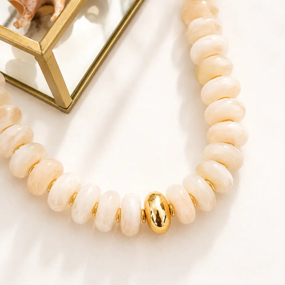 Collar Arena Blanca  3