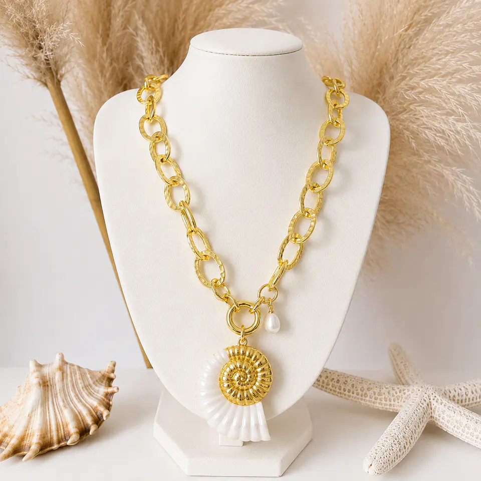 Collar Maxi Caracola Marfil Gold 2