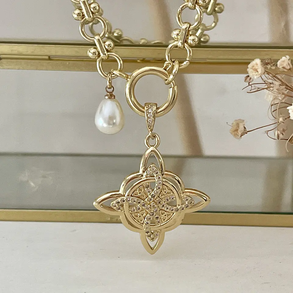 Collar Nudo de Bruja eslabones mixtos Gold 3